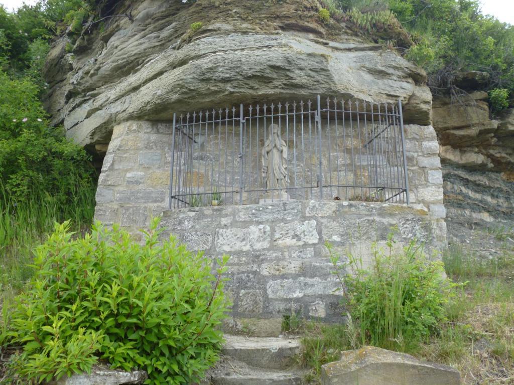 Hotel Garni Zum Hirschen イプホーフェン エクステリア 写真
